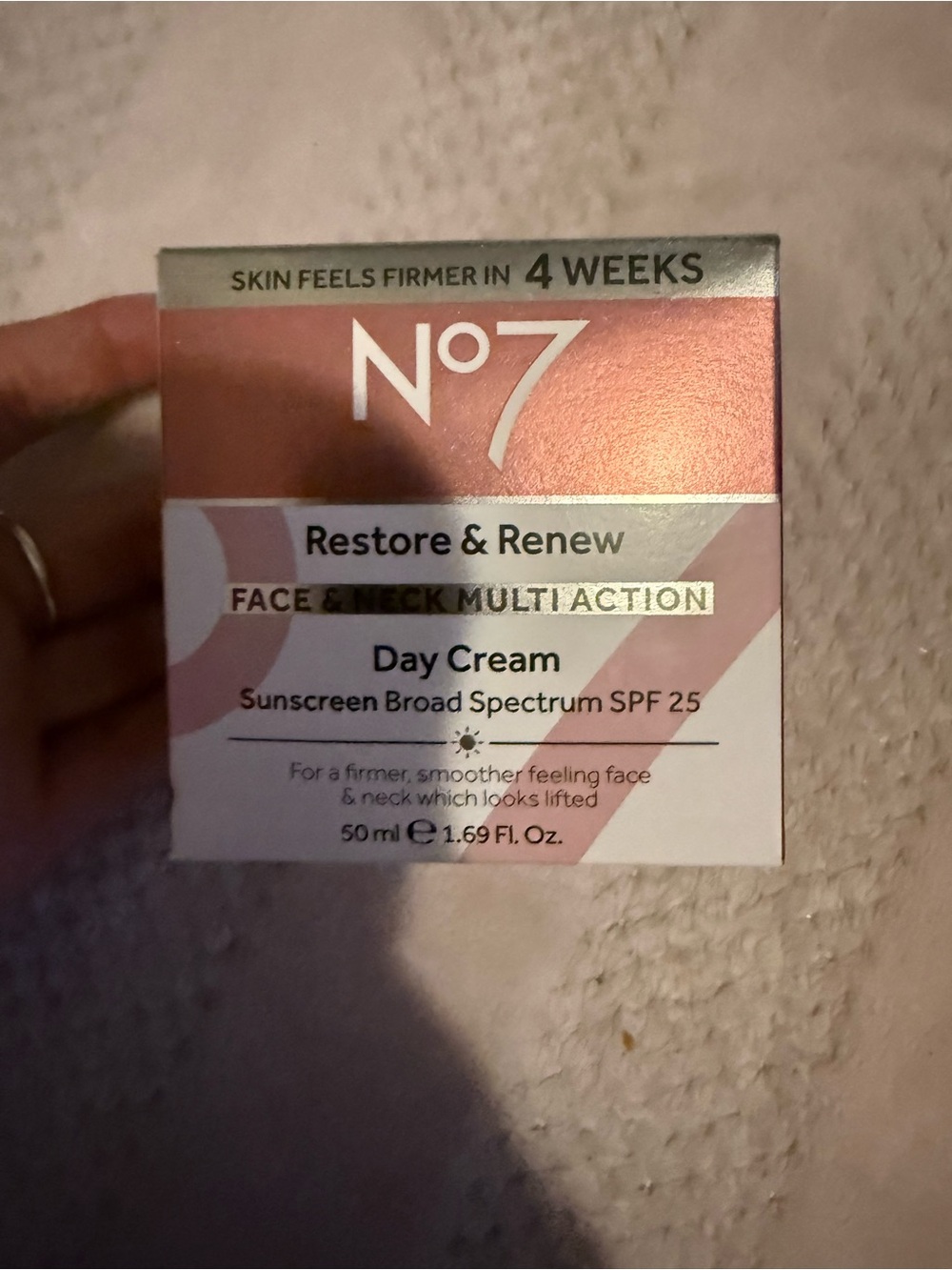 No7 Restore & Renew Day Cream SPF 25 – Pink/Peach